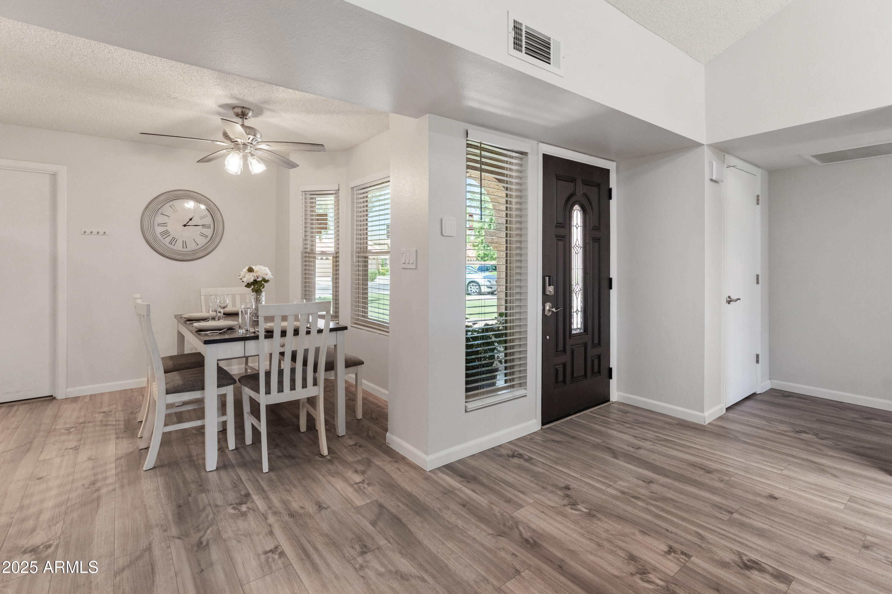 Scottsdale, Arizona 85260, United States, 2 Bedrooms Bedrooms, ,2 BathroomsBathrooms,Residential,Pending,136506