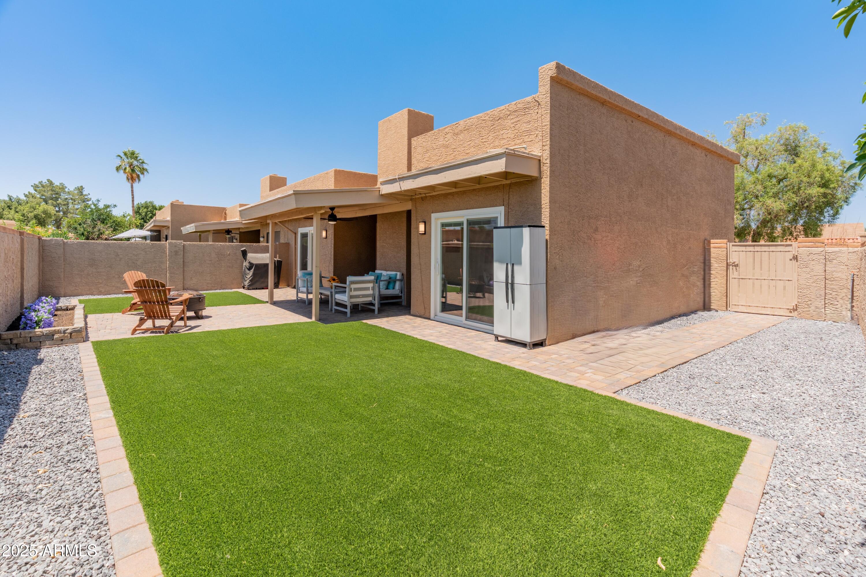 Scottsdale, Arizona 85260, United States, 2 Bedrooms Bedrooms, ,2 BathroomsBathrooms,Residential,Pending,136506