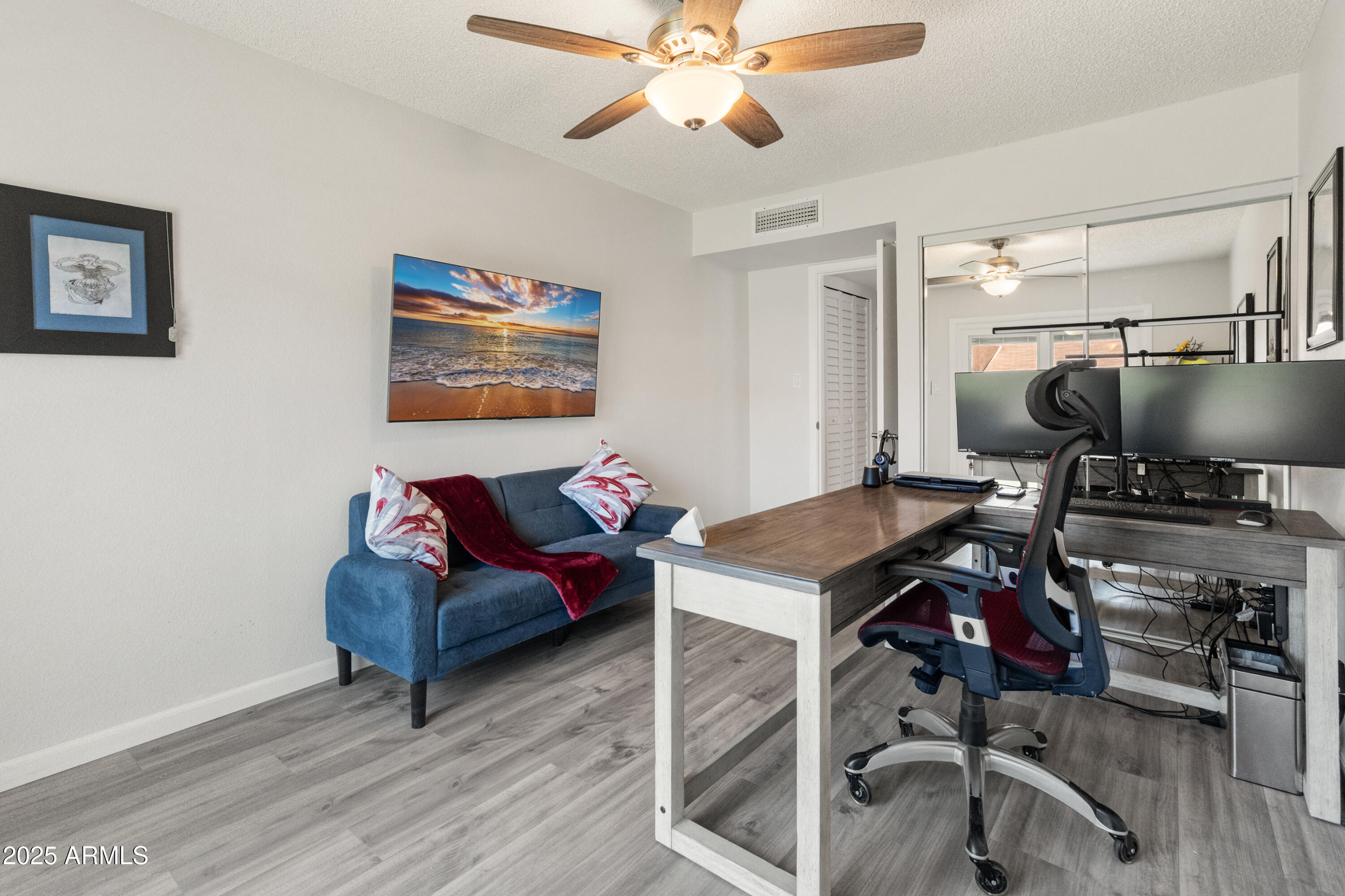 Scottsdale, Arizona 85260, United States, 2 Bedrooms Bedrooms, ,2 BathroomsBathrooms,Residential,Pending,136506