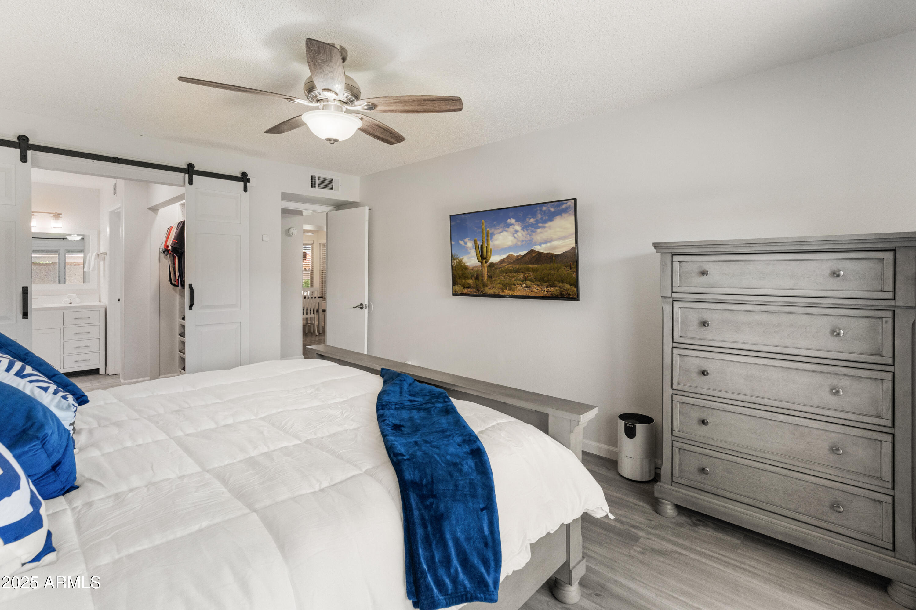 Scottsdale, Arizona 85260, United States, 2 Bedrooms Bedrooms, ,2 BathroomsBathrooms,Residential,Pending,136506