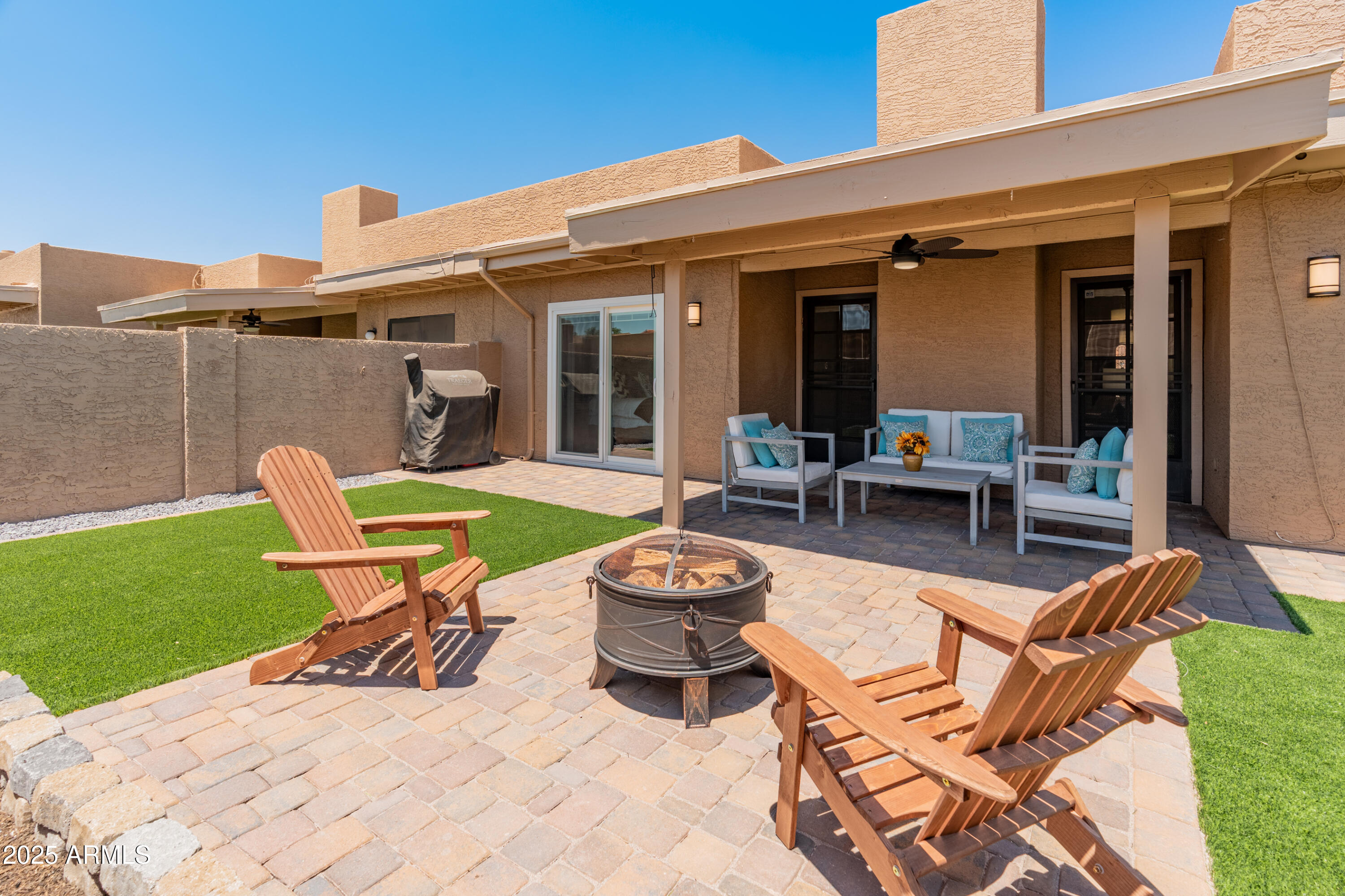 Scottsdale, Arizona 85260, United States, 2 Bedrooms Bedrooms, ,2 BathroomsBathrooms,Residential,Pending,136506