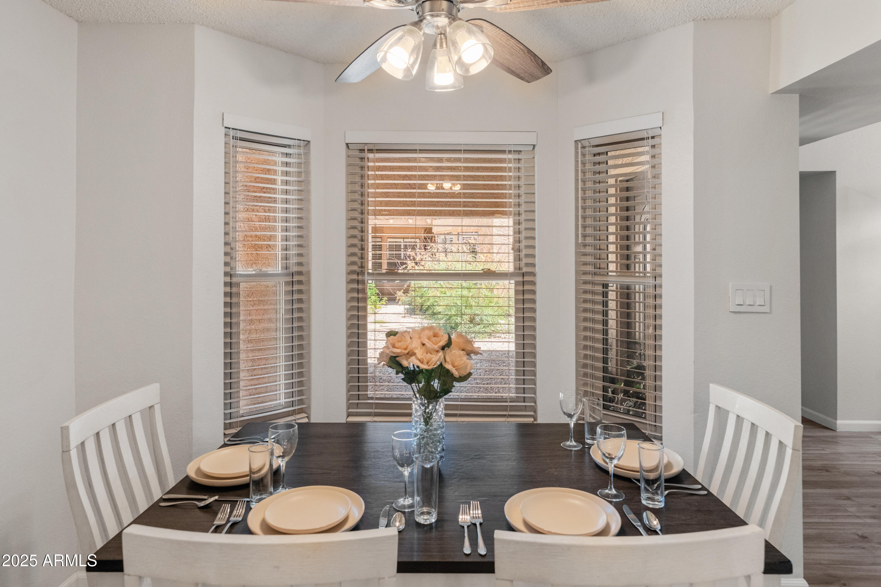 Scottsdale, Arizona 85260, United States, 2 Bedrooms Bedrooms, ,2 BathroomsBathrooms,Residential,Pending,136506