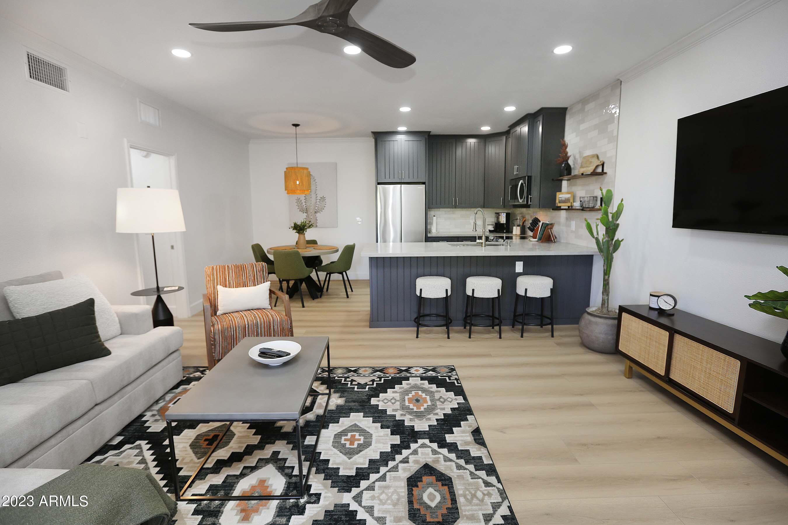 7009 E ACOMA Drive 2050