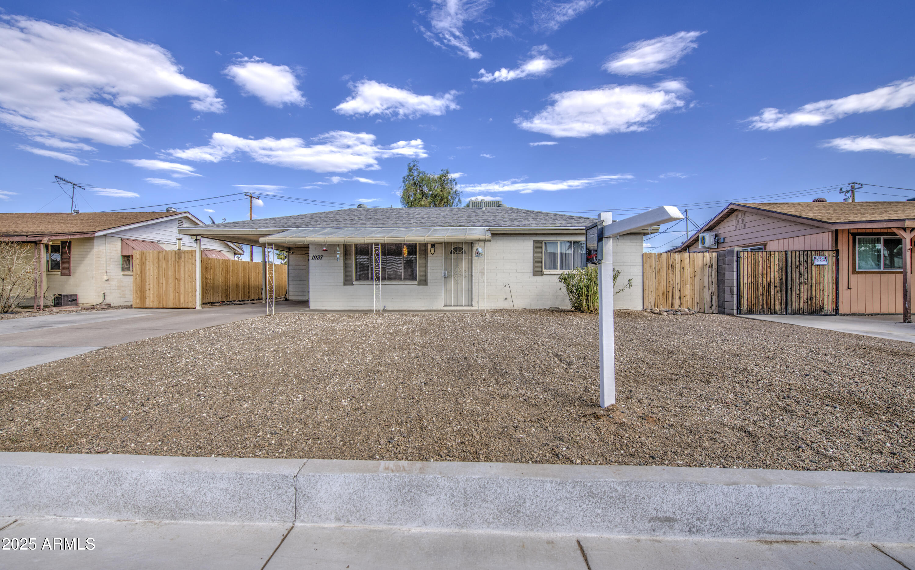 11137 W OREGON Avenue