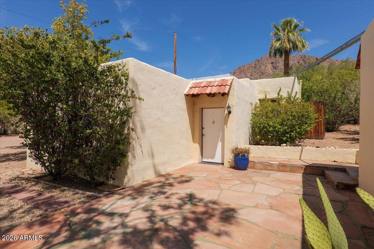 5702 E Camelback Road INDIAN