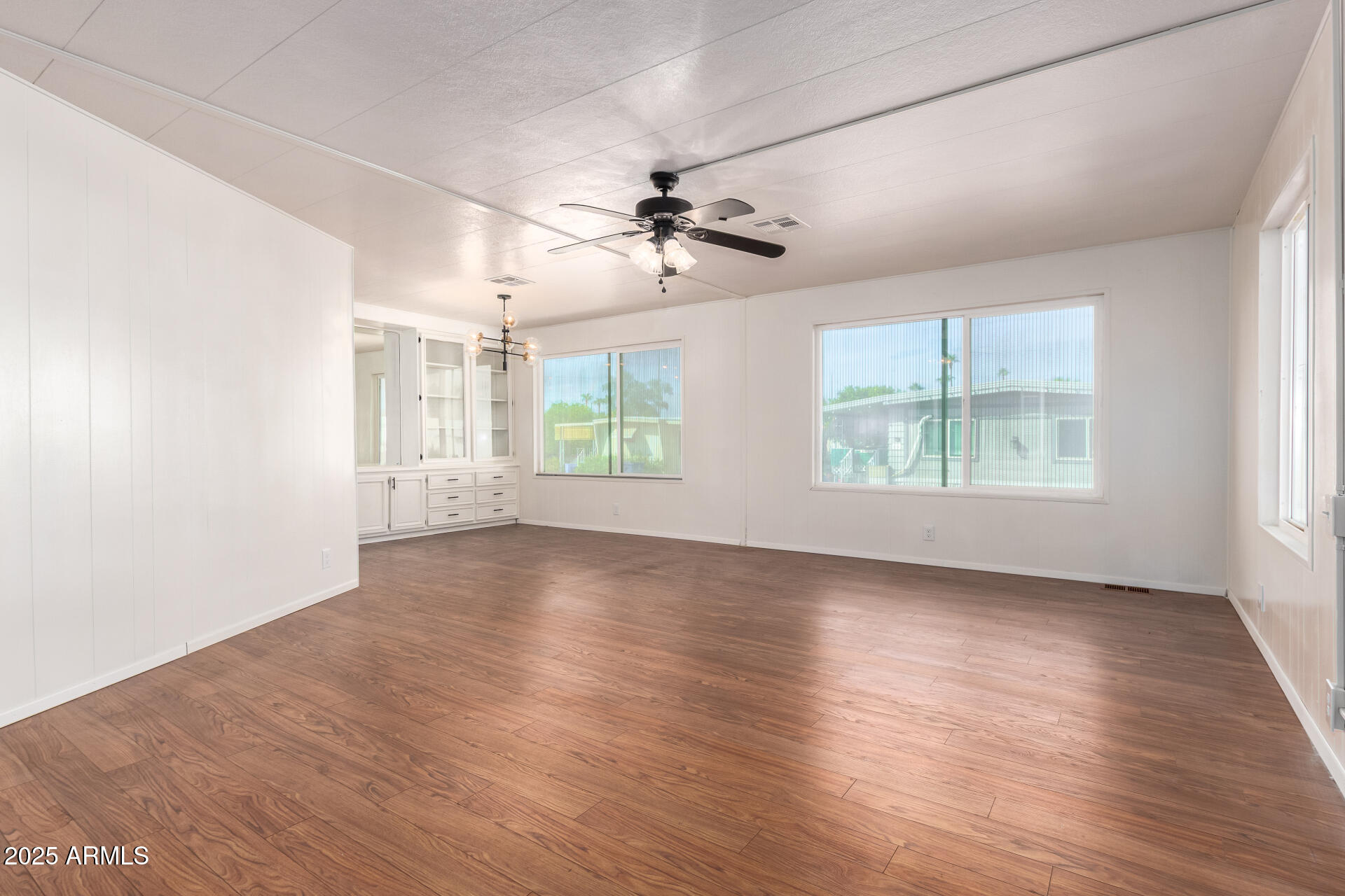 Friendly Village of Orangewood - Residential