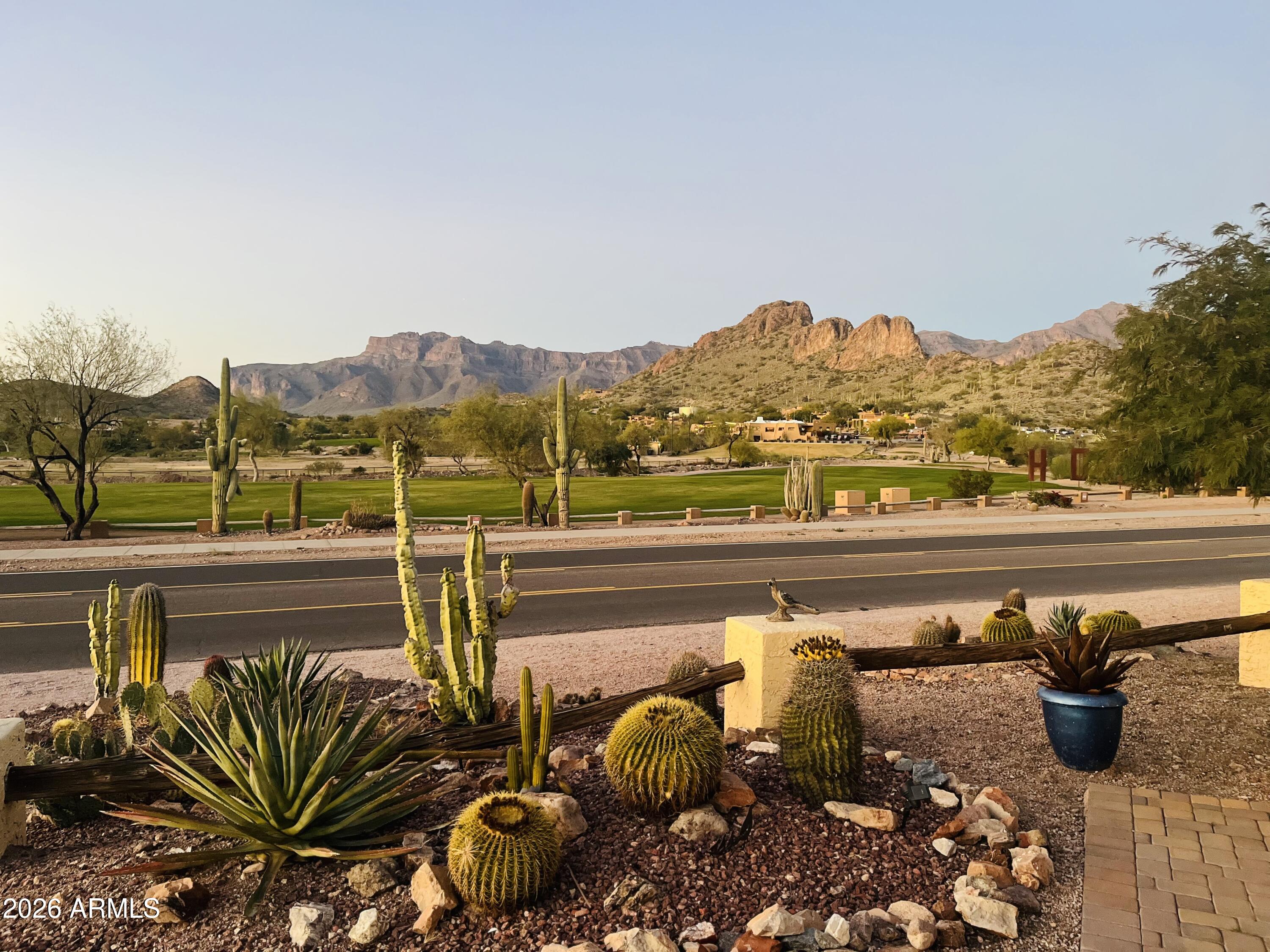 6123 S KINGS RANCH Road