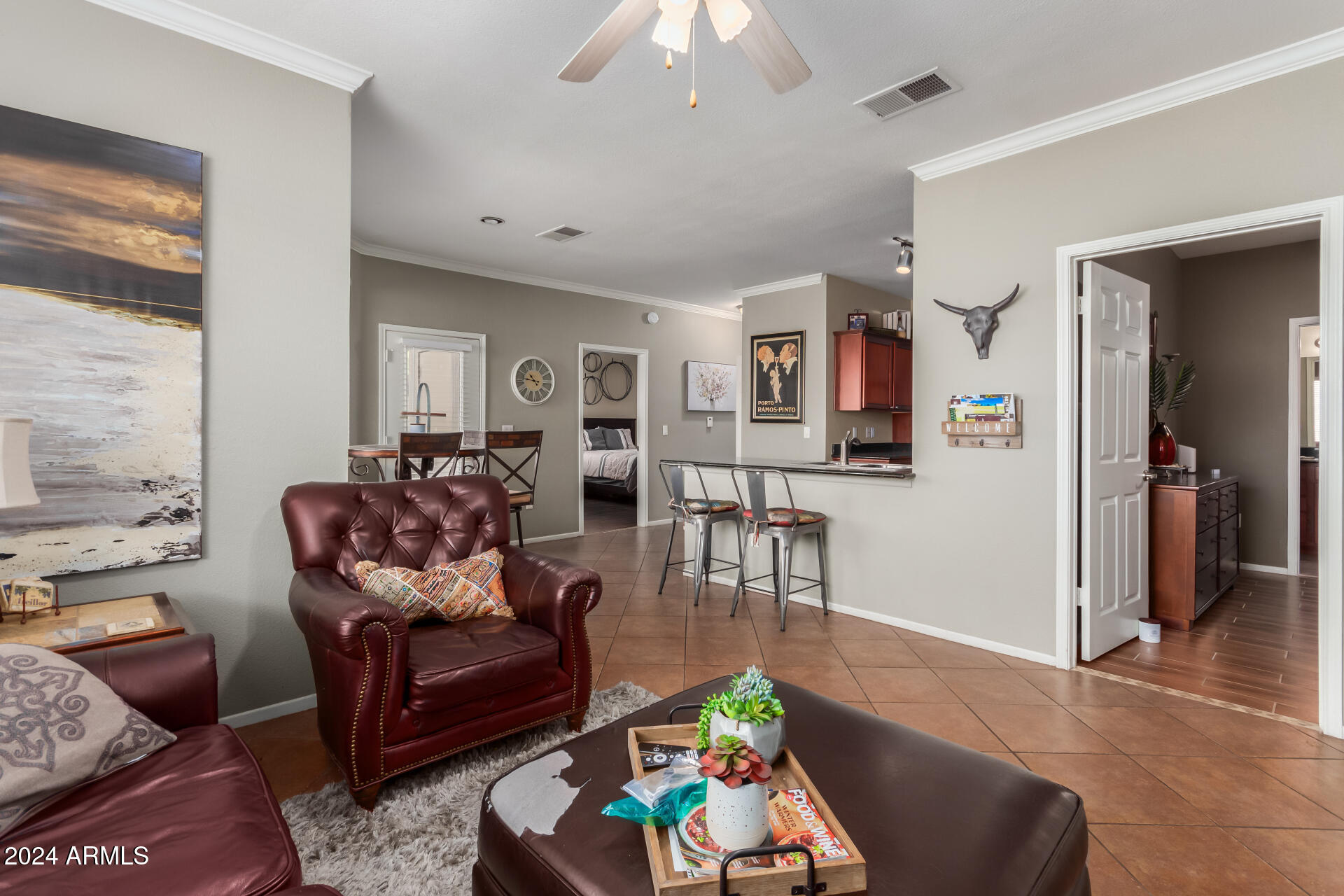 7009 E ACOMA Drive 1122