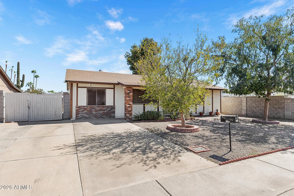 Photo of 18419 N 32nd Lane, Phoenix, AZ 85053 (MLS # 7090997)