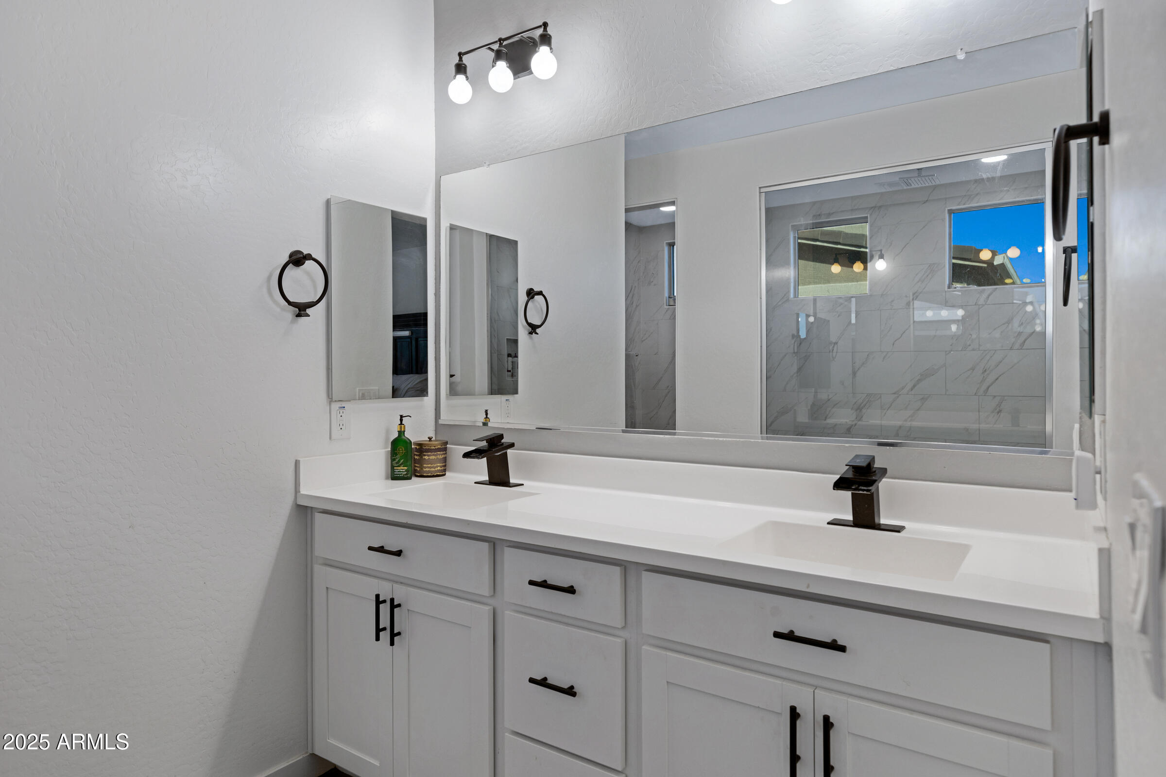 CRESTFIELD MANOR AT ARIZONA FARMS VILLAGE PAR 1 - Residential