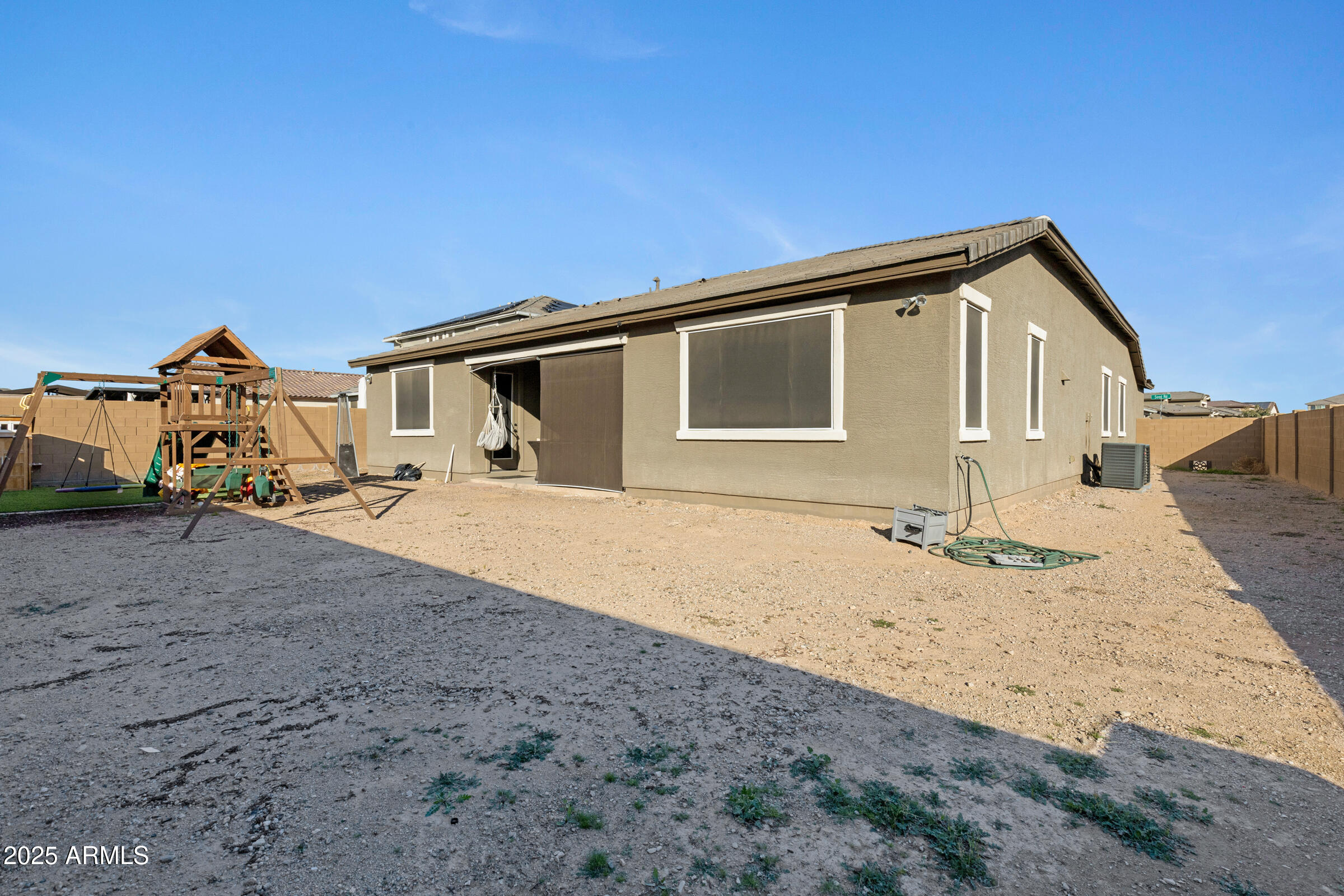 CRESTFIELD MANOR AT ARIZONA FARMS VILLAGE PAR 1 - Residential