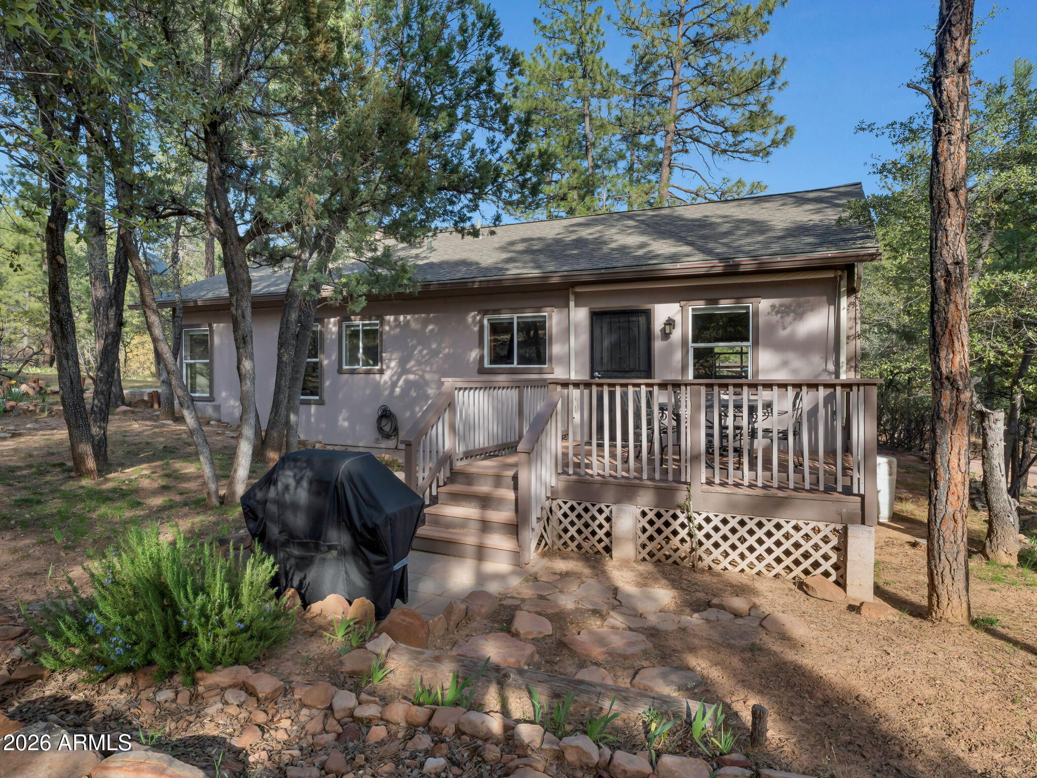 Unsub Pine N of Hardscrabble - Residential