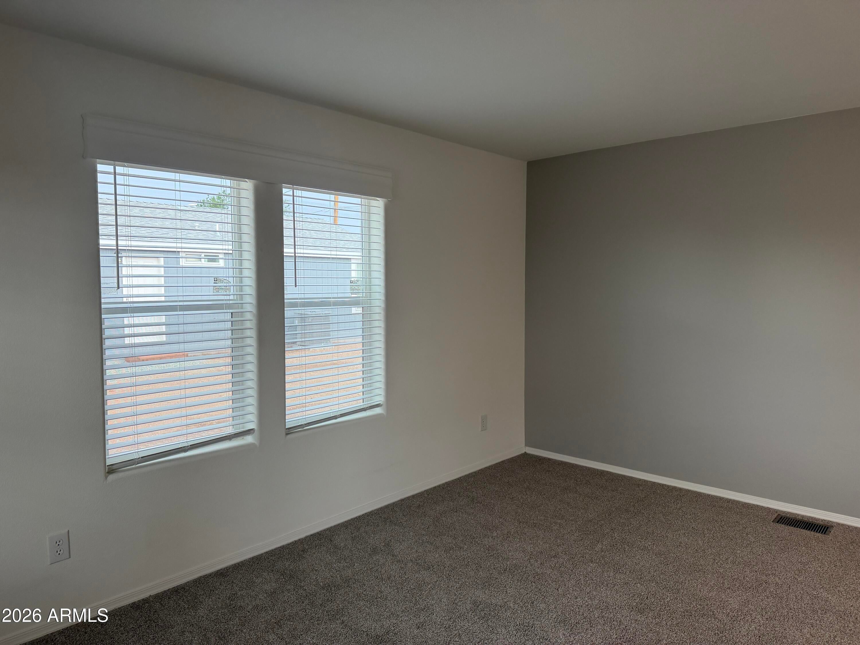 370 W VENICE Way