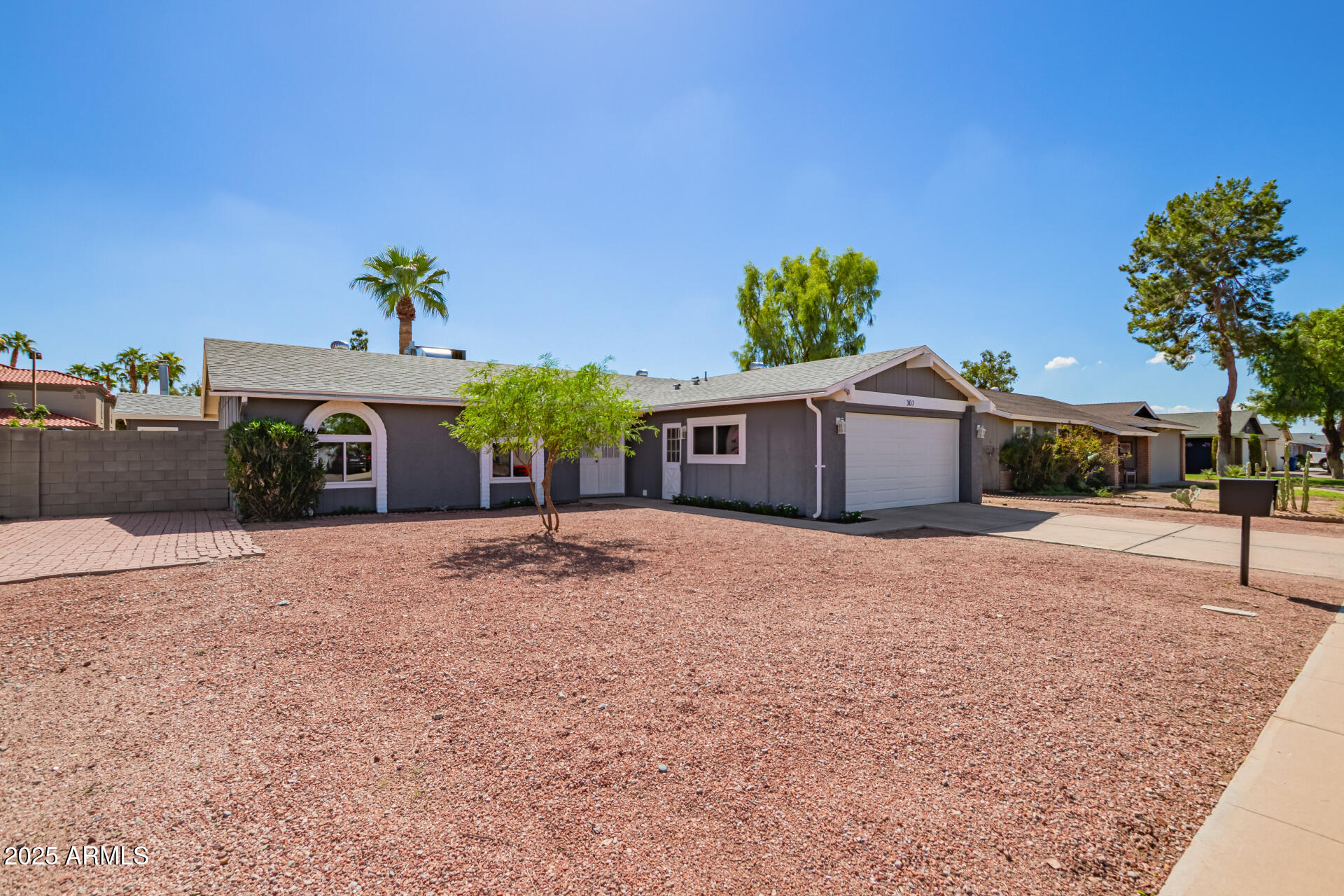 307 W EL PRADO Road