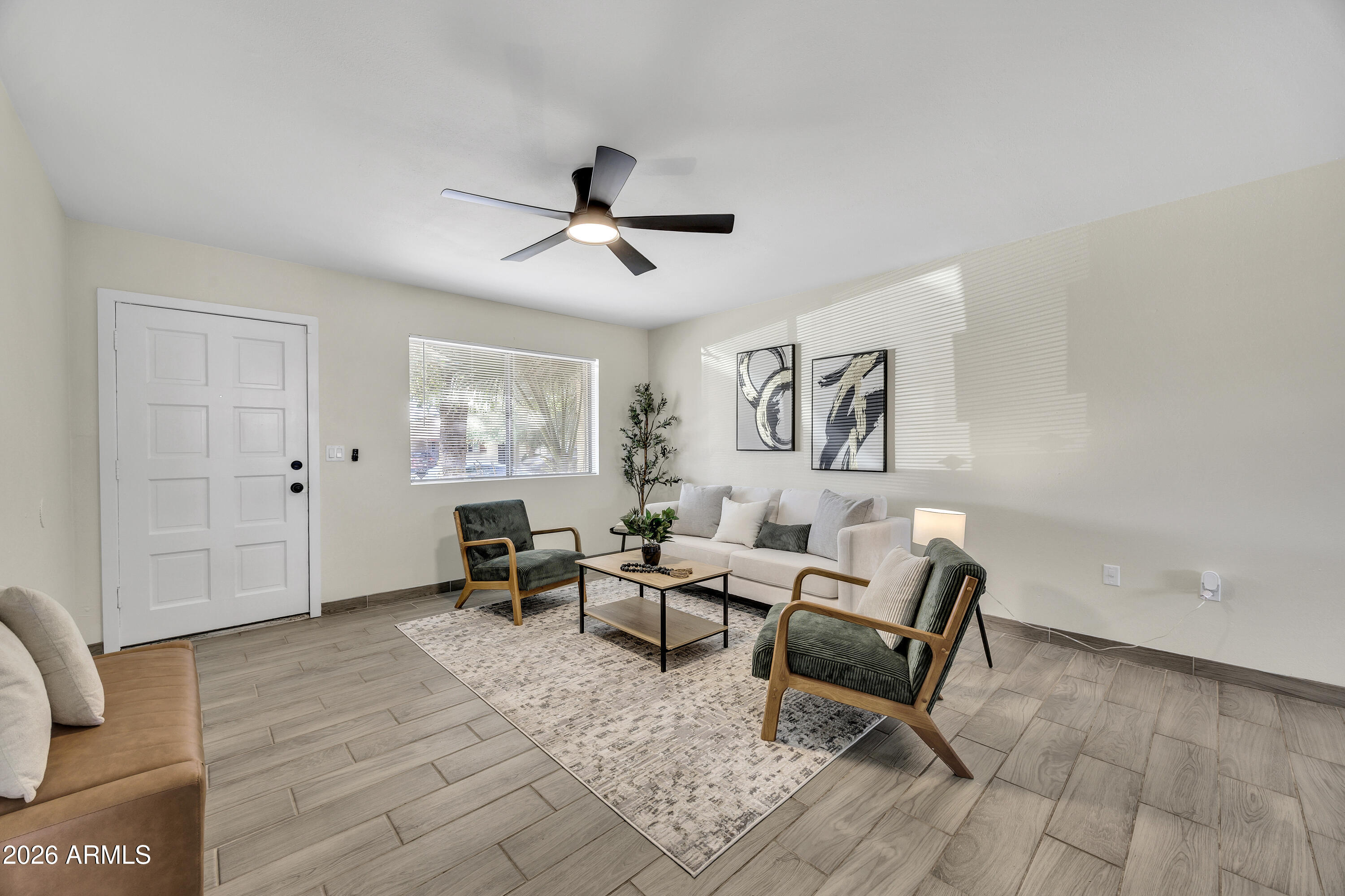 3421 W TANGERINE Lane