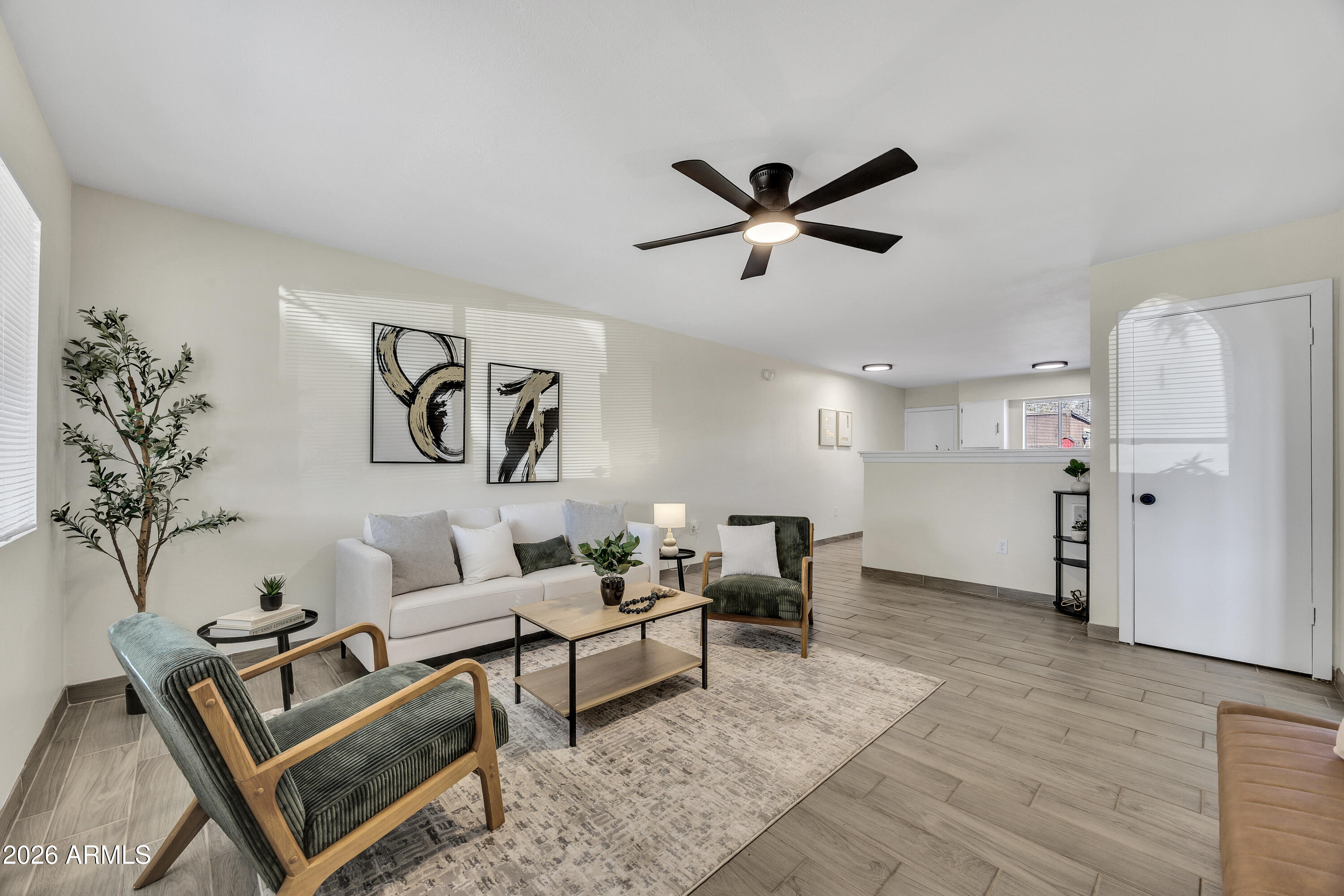 3421 W TANGERINE Lane