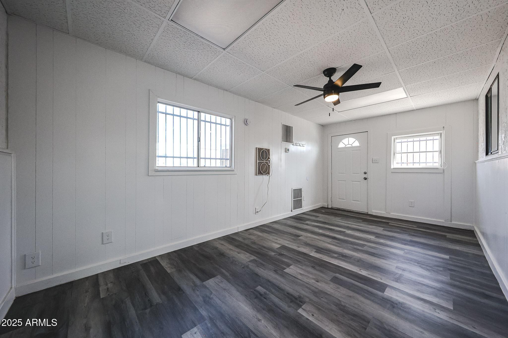 11246 E BROADWAY Road