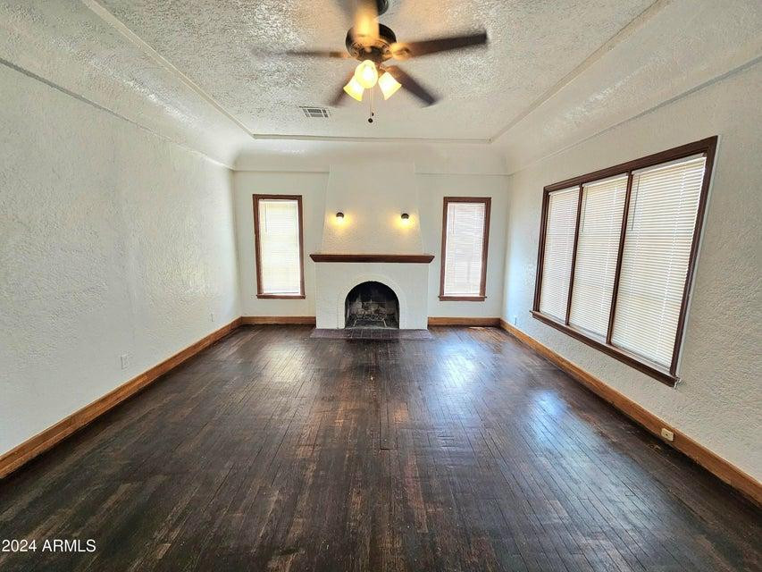 1813 N 11th Street