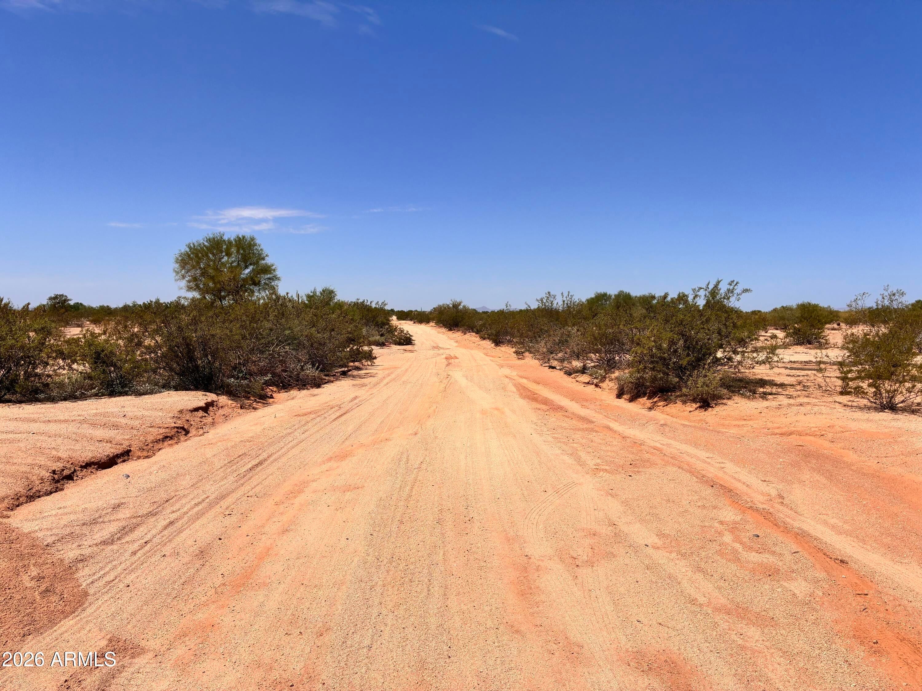 0 E Desert Hills Road -