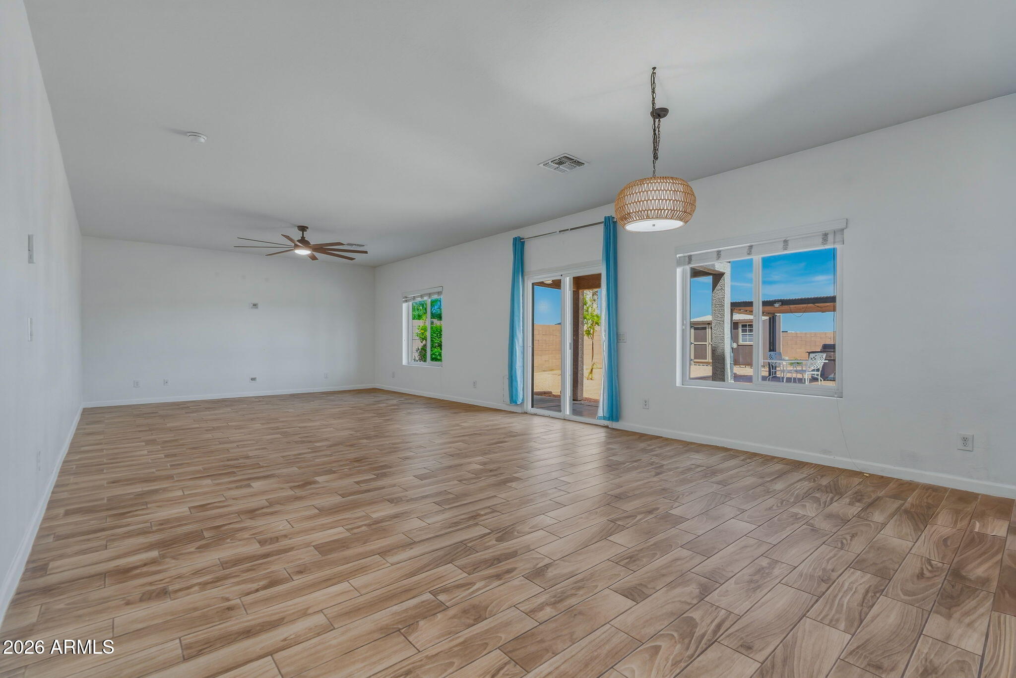 RIO CROSSING - Residential