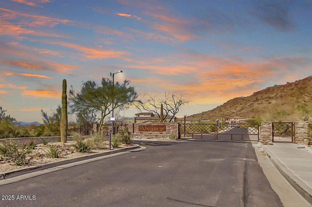 Photo of 28286 N 89th Drive #35, Peoria, AZ 85383 (MLS # 6825232)