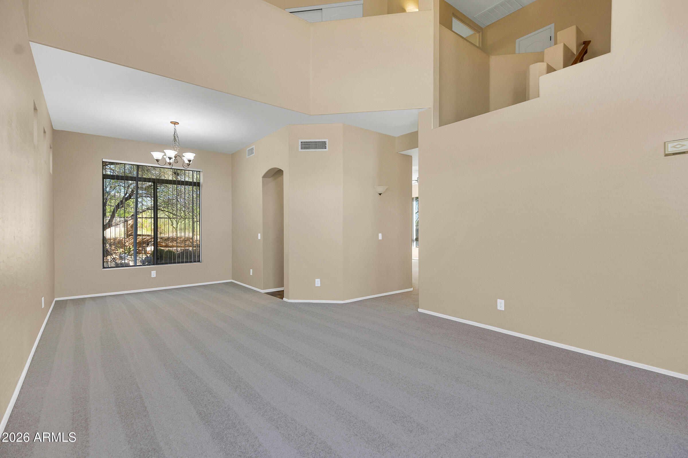 3055 N RED MOUNTAIN -- 85
