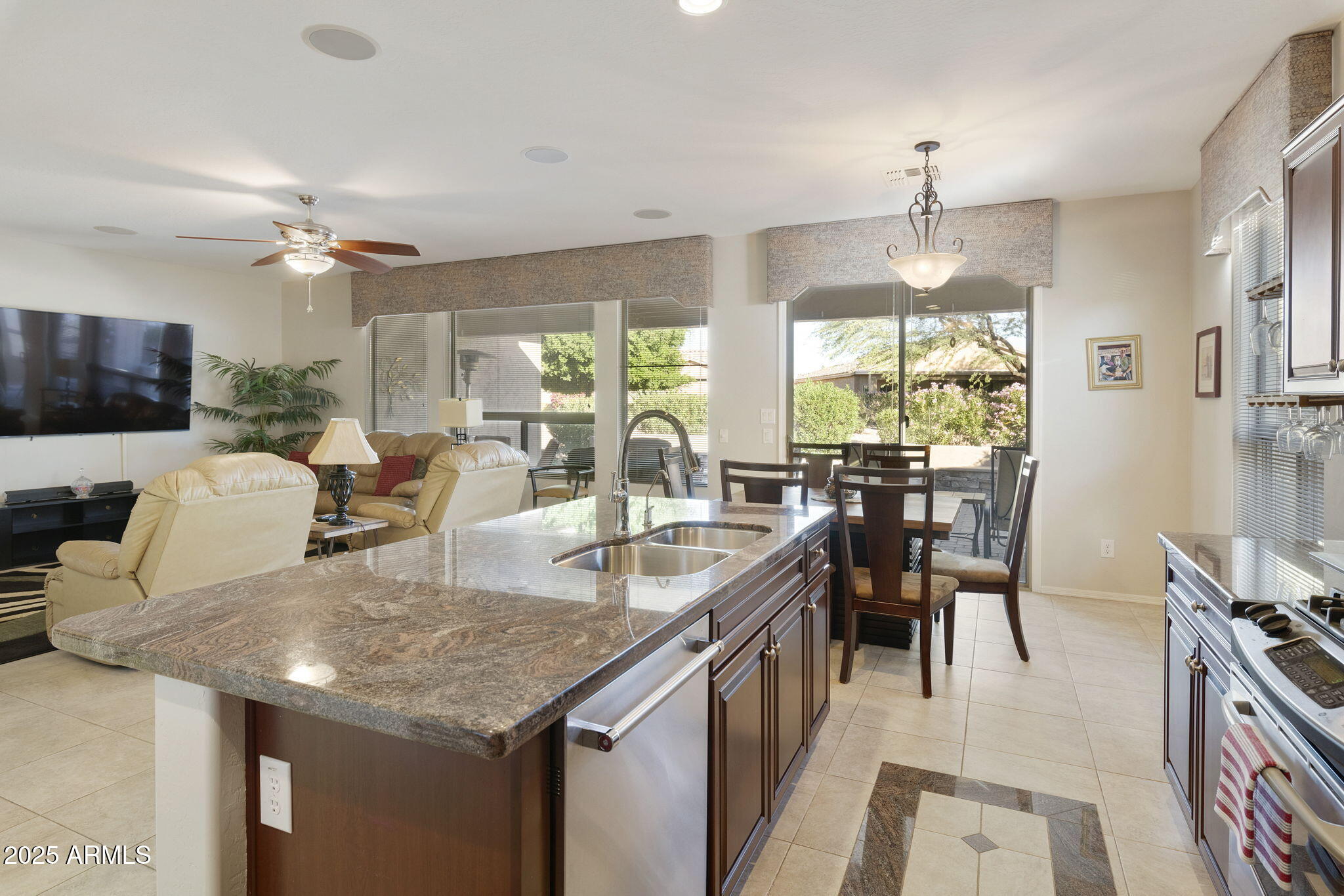 9818 E COOPERS HAWK Drive