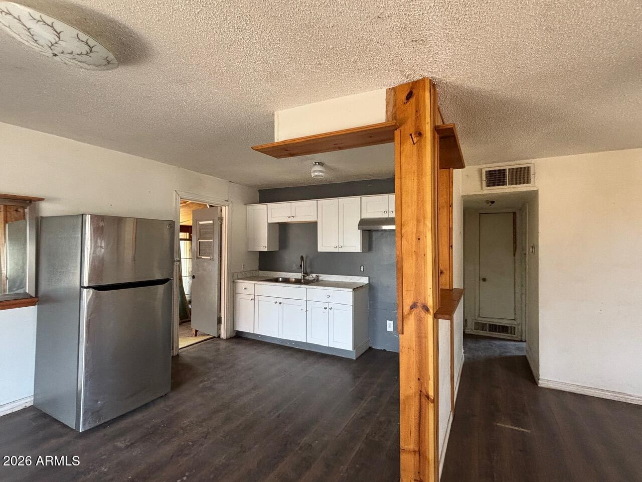 19253 E CHURCH Street