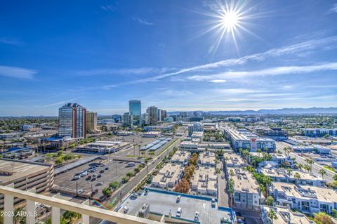 Photo of 207 W Clarendon Avenue #20B, Phoenix, AZ 85013 (MLS # 6961930)