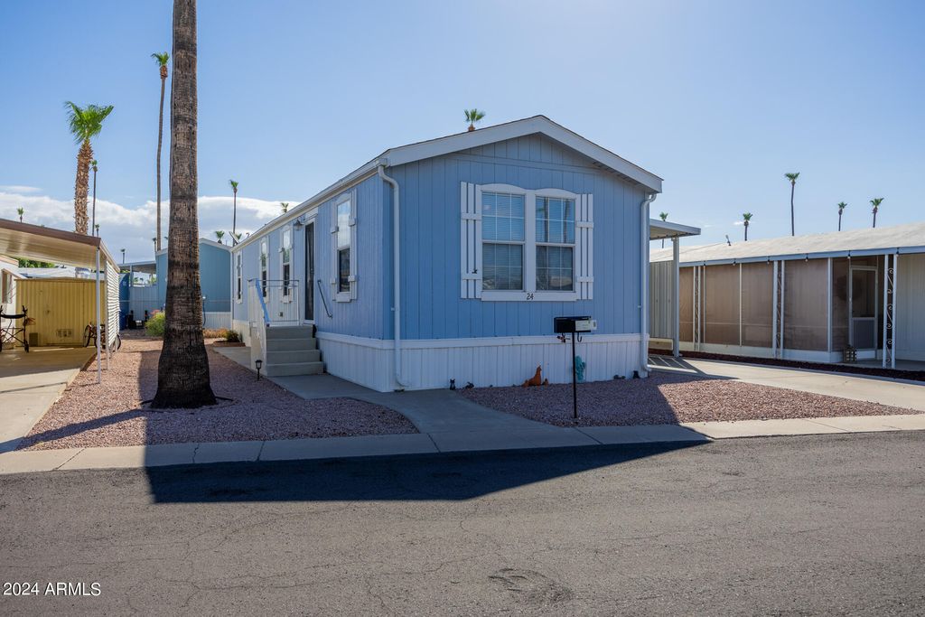 Photo of 2601 E Allred Avenue #BR24, Mesa, AZ 85204 (MLS # 6970330)