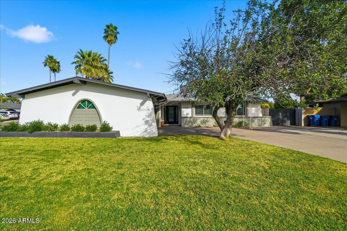 4705 S COUNTRY CLUB Way