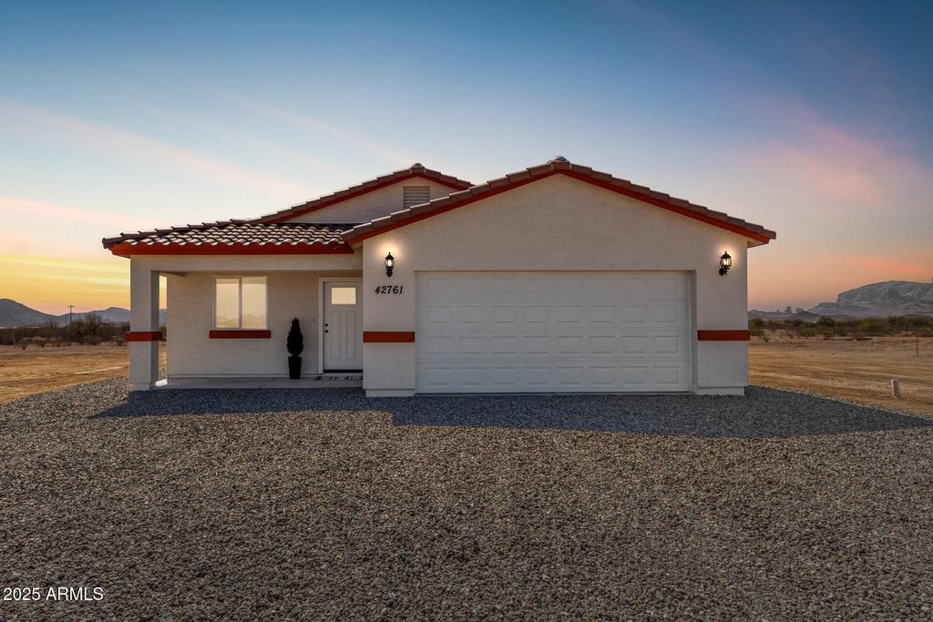 Photo of 42761 W Indianola Avenue, Tonopah, AZ 85354 (MLS # 6937192)