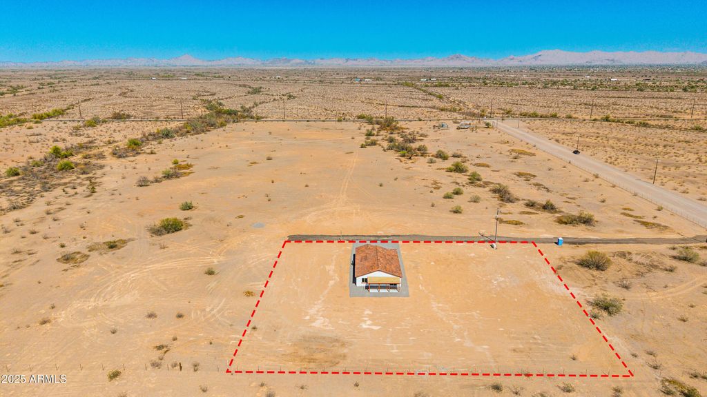 Photo of 42761 W Indianola Avenue, Tonopah, AZ 85354 (MLS # 6937192)