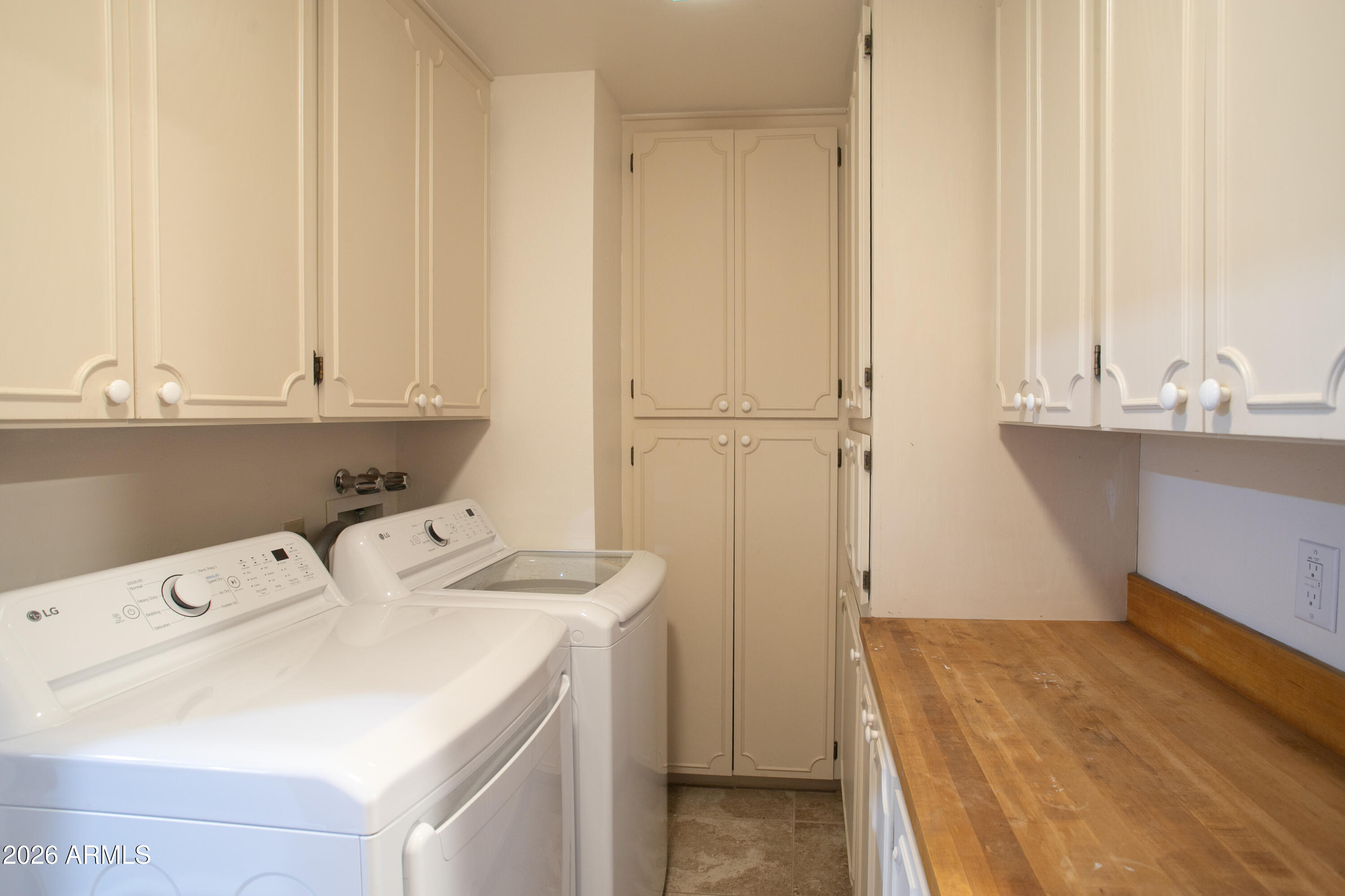 PINETOP COUNTRY CLUB UNIT 2 - Residential