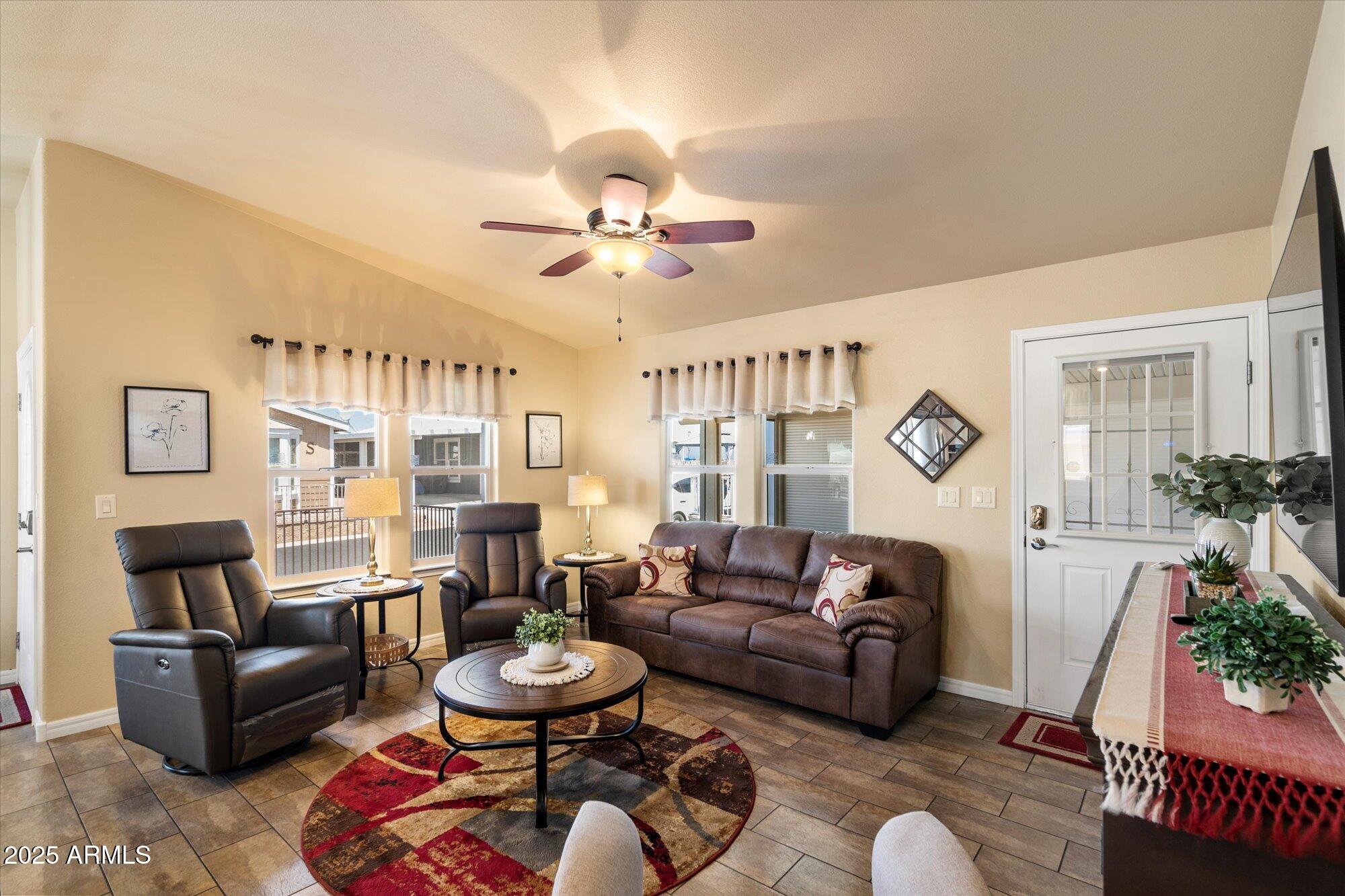 650 N Hawes Road 4116