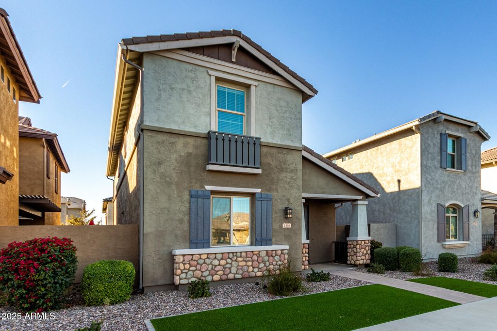 Photo of 2548 S Betty Street, Gilbert, AZ 85295 (MLS # 6955475)