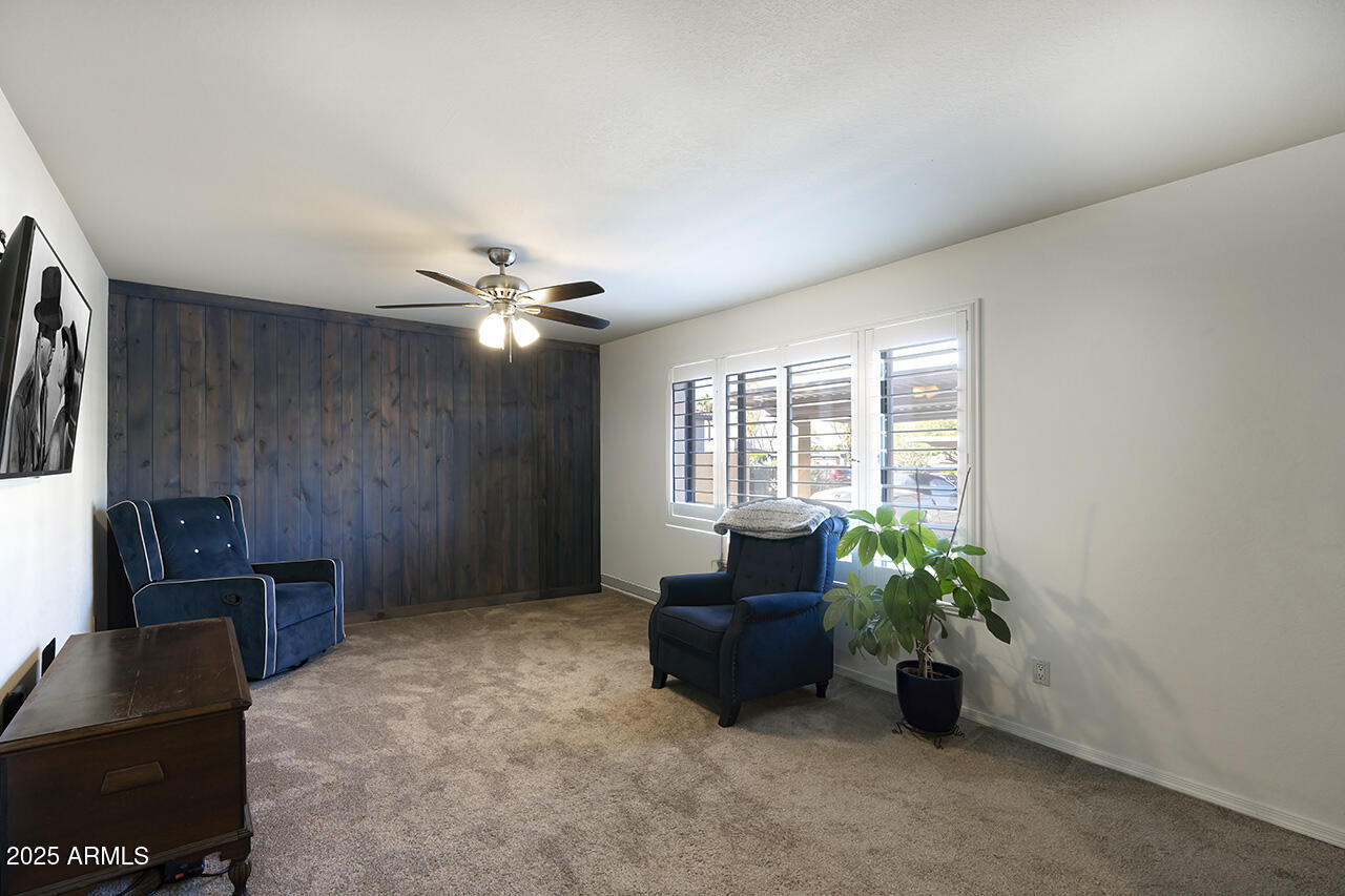 1402 E GUADALUPE Road 149