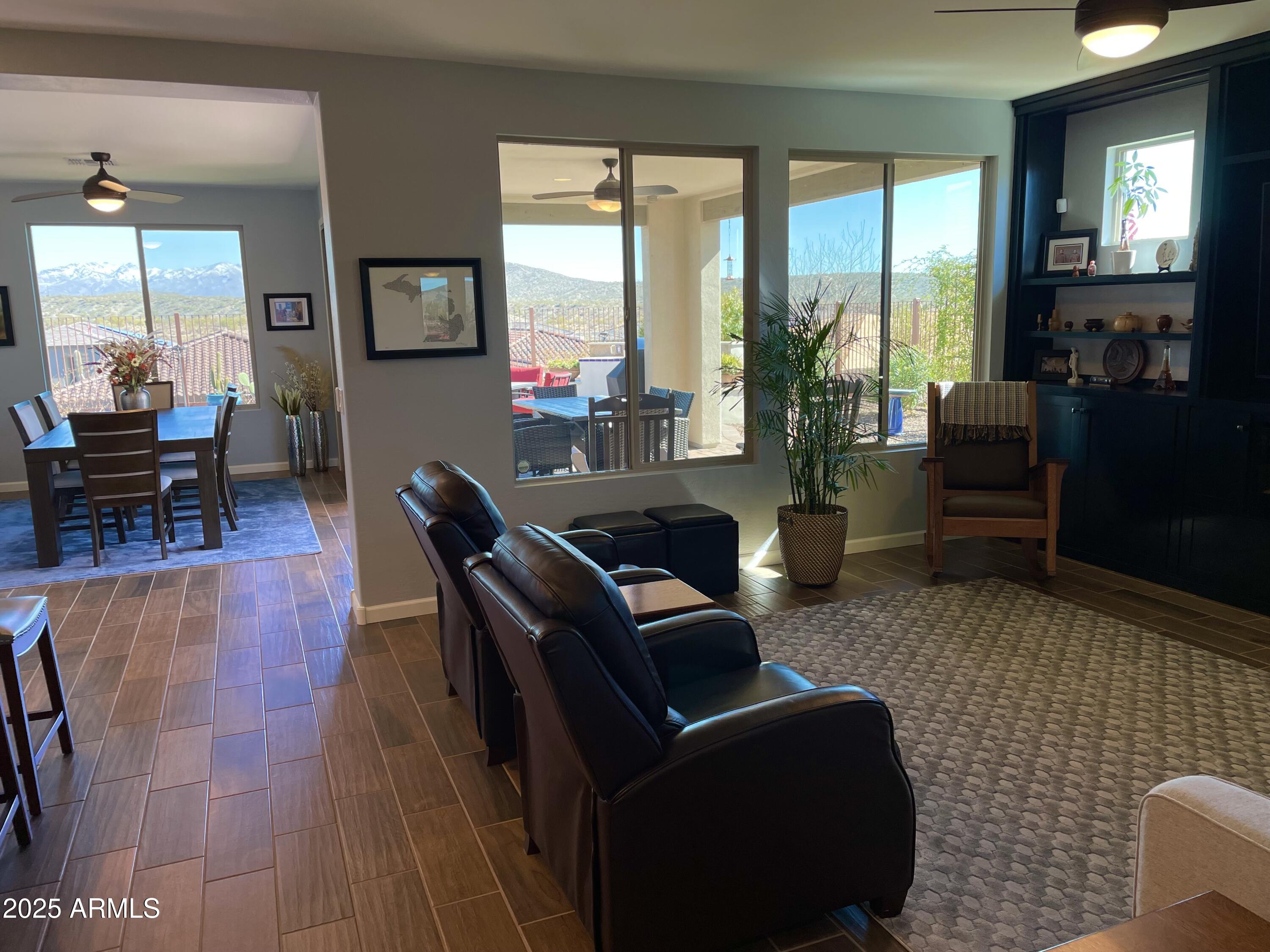 3300 SPARROWS CREEK Way