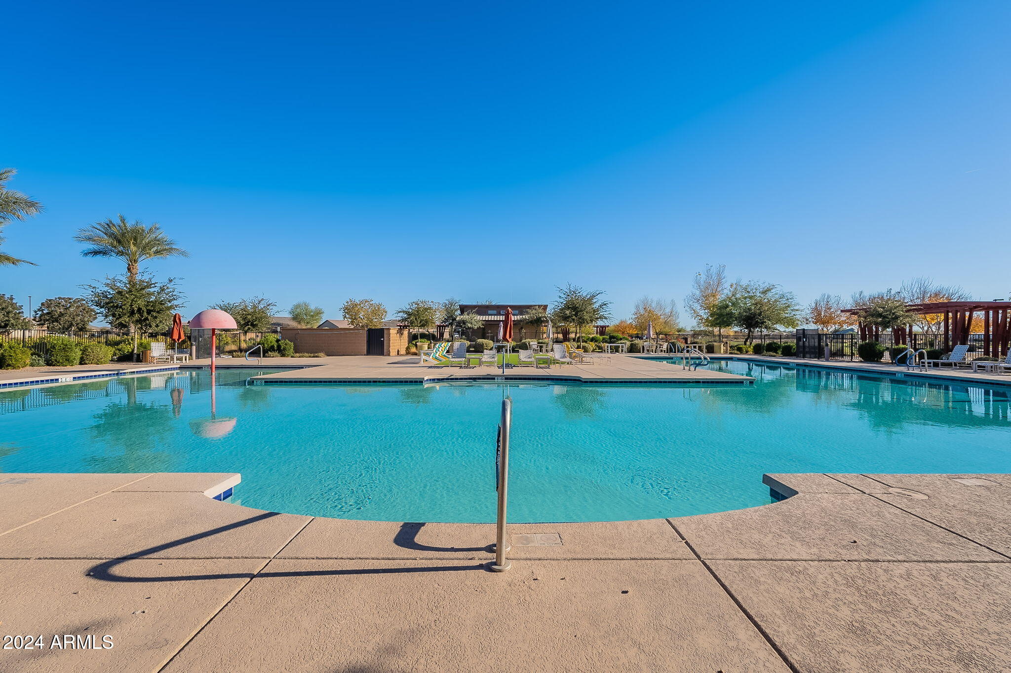 Queen Creek, Arizona 85142, United States, 3 Bedrooms Bedrooms, ,2 BathroomsBathrooms,Residential,Pending,21846