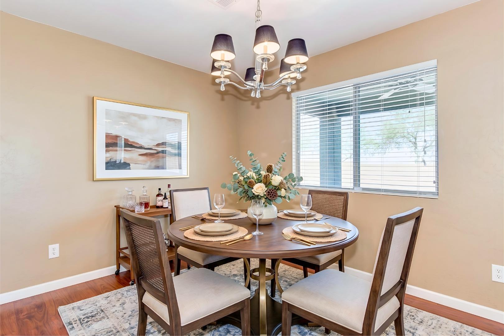 538 E Dragon Springs Drive