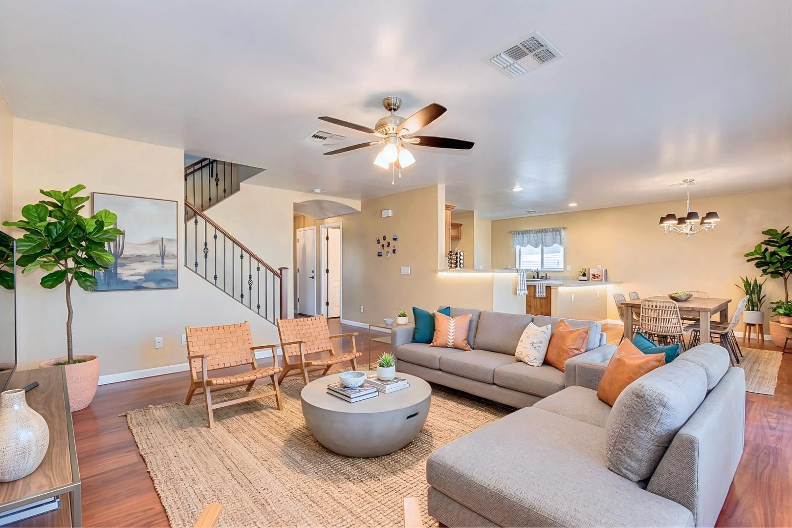 538 E Dragon Springs Drive