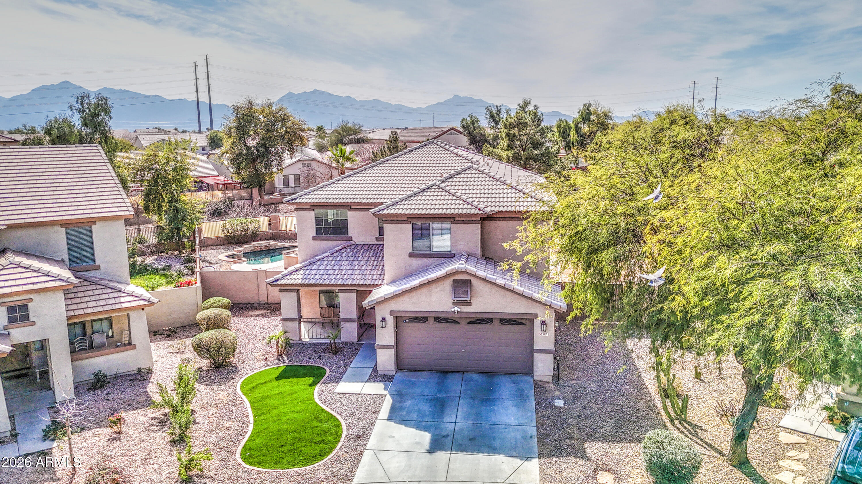 9417 W PIONEER Street