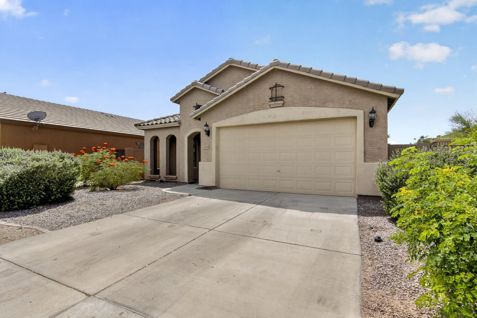 1979 N Vista Lane
