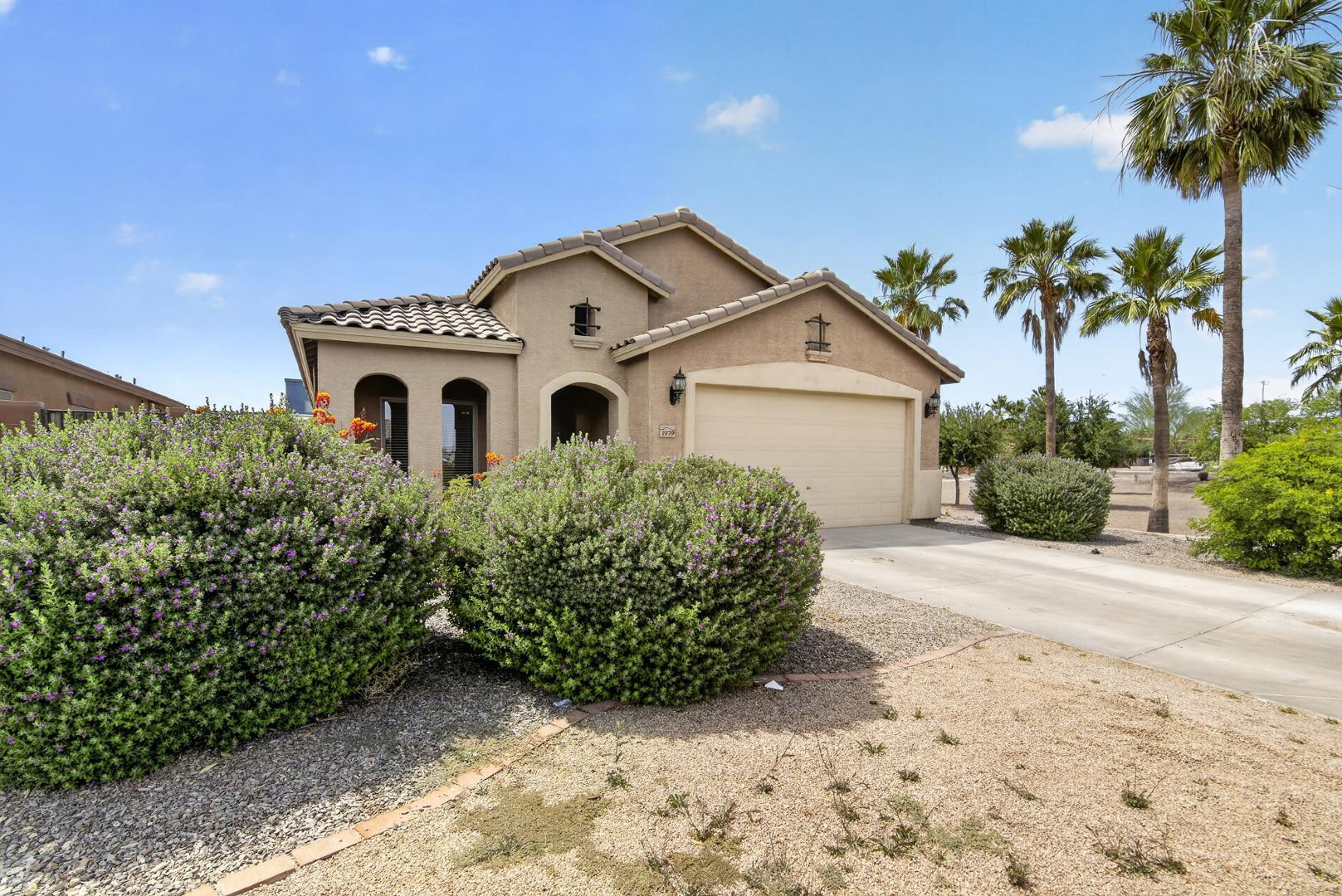 1979 N Vista Lane