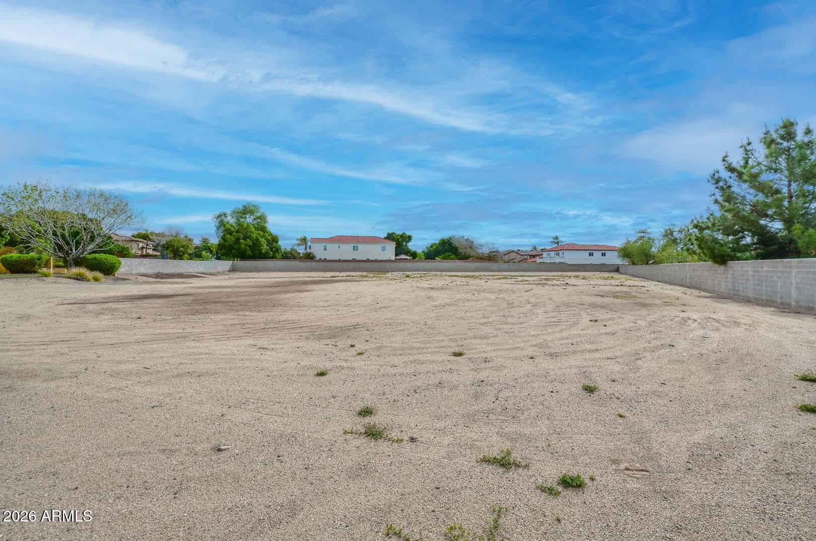 7323 W ARTIE Avenue 7