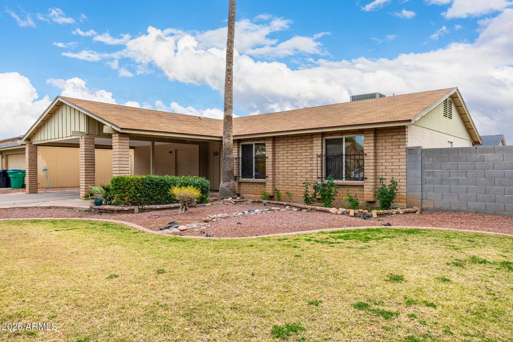 Photo of 2639 E Harmony Avenue, Mesa, AZ 85204 (MLS # 6974880)