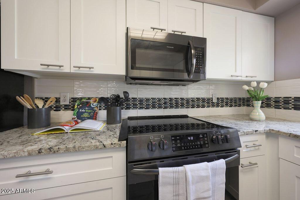 10080 E MOUNTAINVIEW LAKE Drive 220