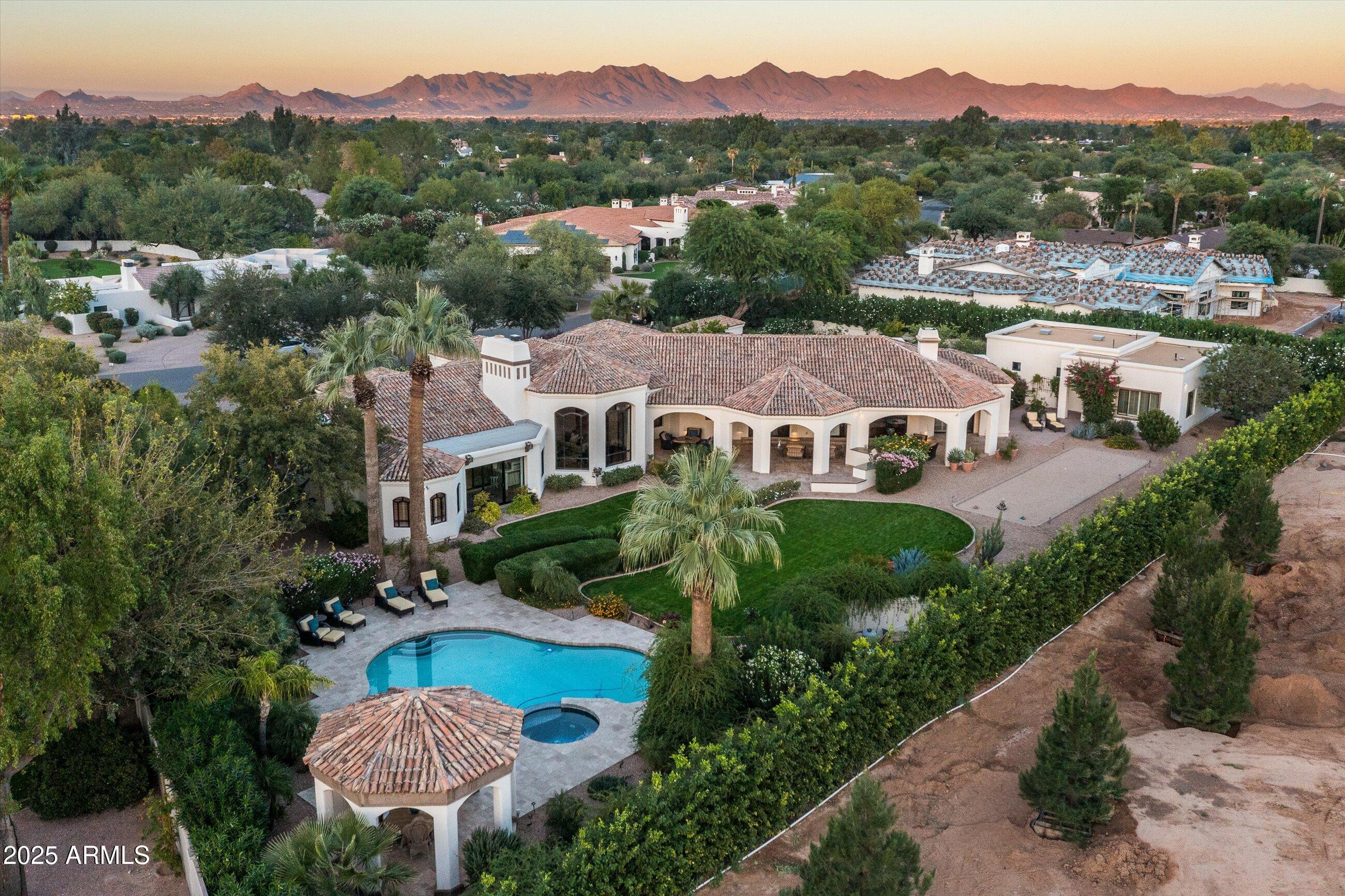 5747 E CABALLO Drive