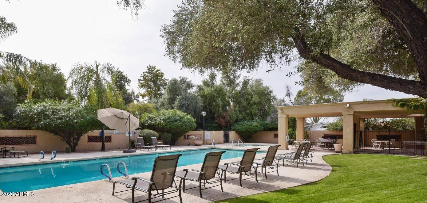 6960 W Peoria Avenue 7