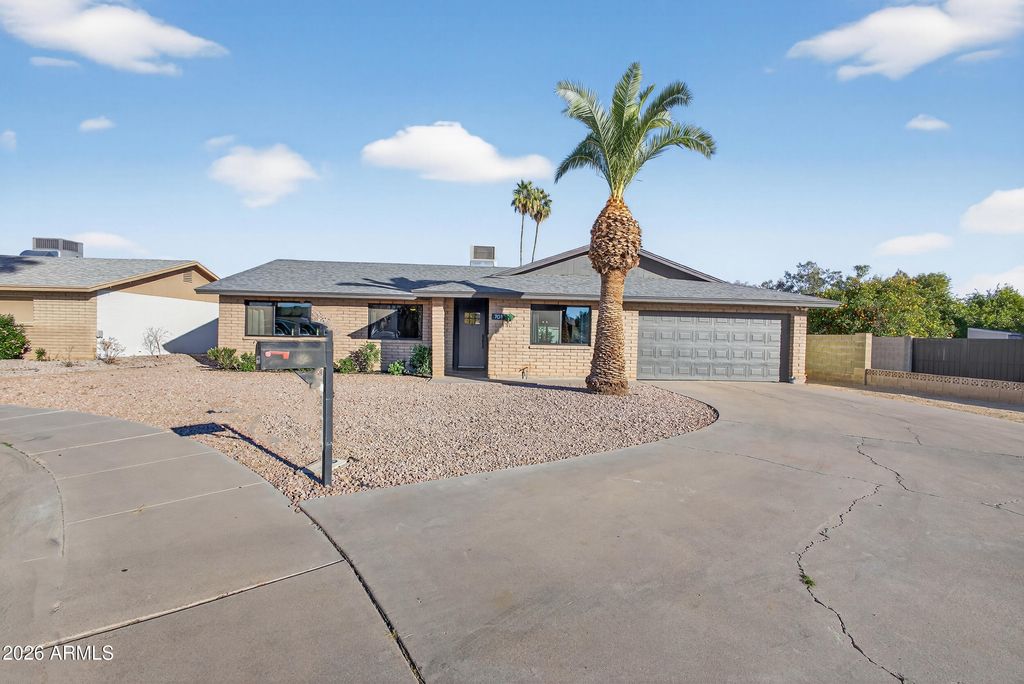 Photo of 701 N Apache Drive, Chandler, AZ 85224 (MLS # 6969004)